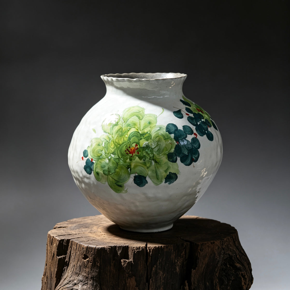 Hand‑Pinched Coarse‑Clay Vase，Hand‑Painted Ceramic Vessel