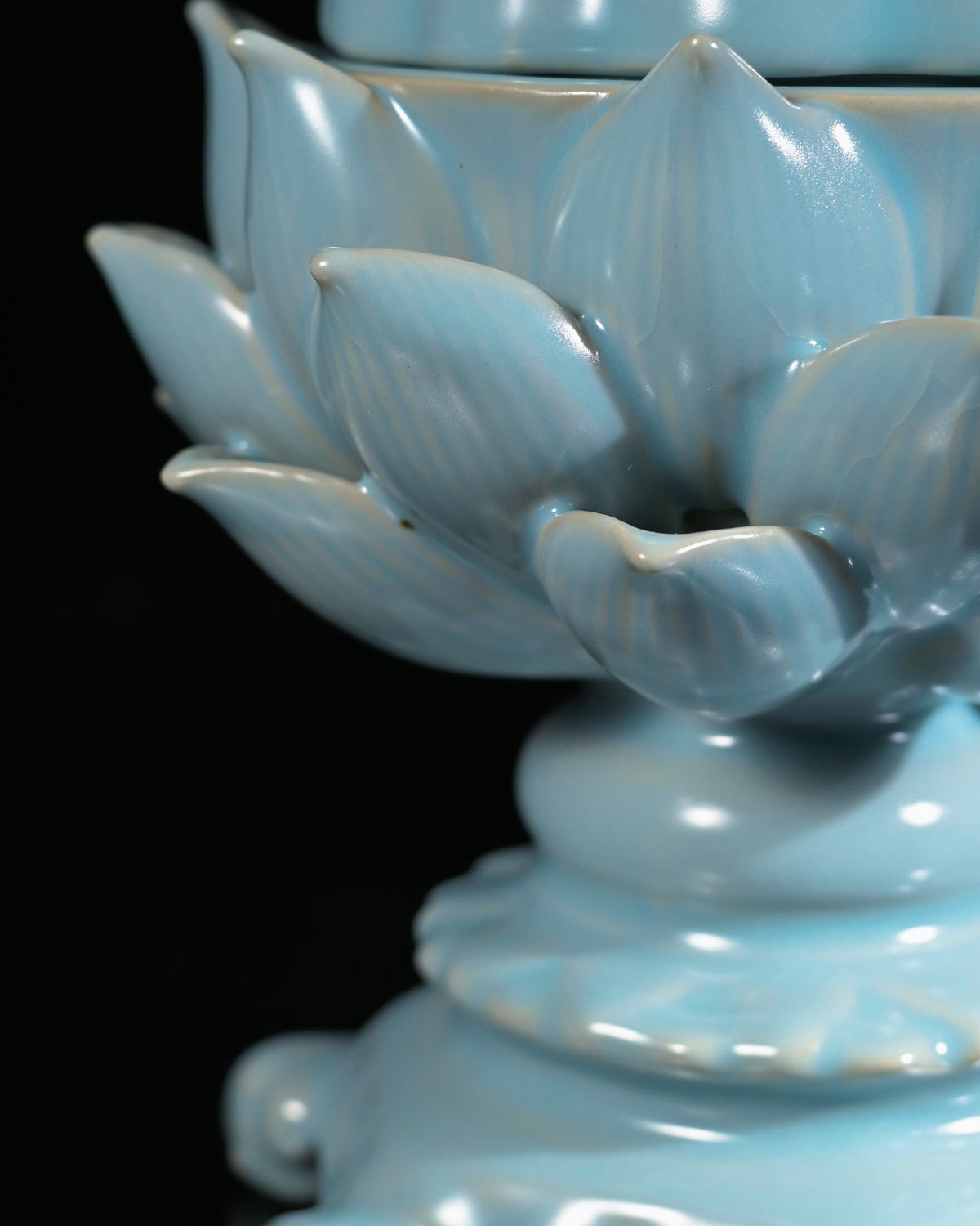 Song Style Ru Ware Sky-Blue Glaze Porcelain Incense Burner