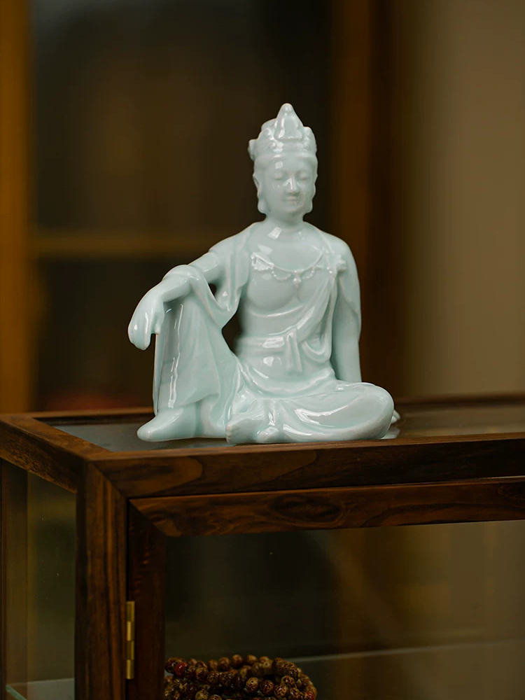 Asian Bodhisattva Reclining Guanyin tabletop decor, elegant porcelain statue for interior design and spiritual display