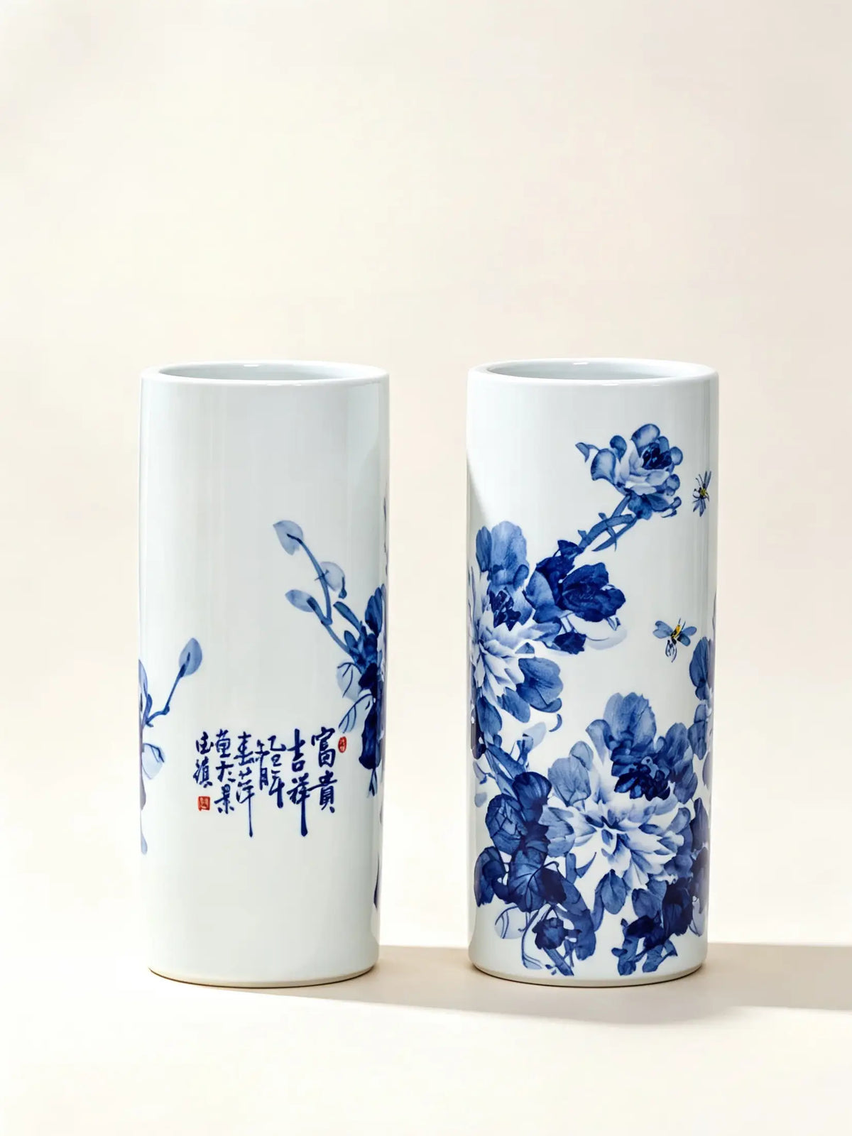 Simple retro cylindrical blue and white vase, oriental decor for tea room, entryway and living room
